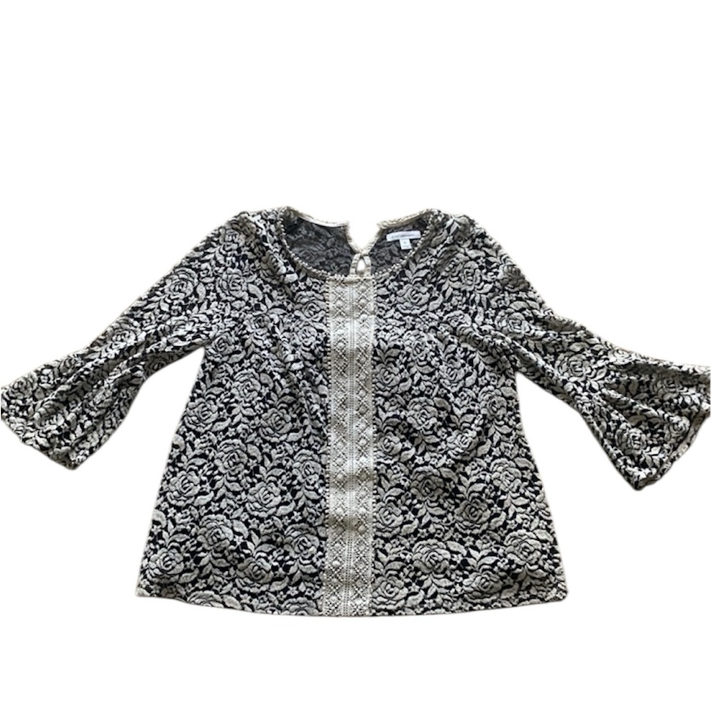 JohnPaulRichard Detailed Key Hole Shirt